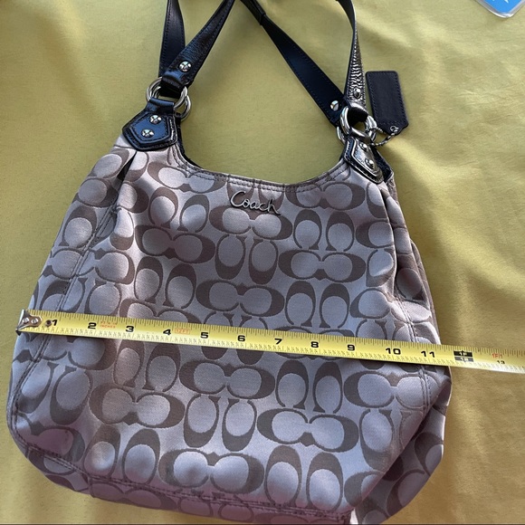 Authentic Coach Ashley Signature Hobo Bag Khaki - Picture 8 of 16